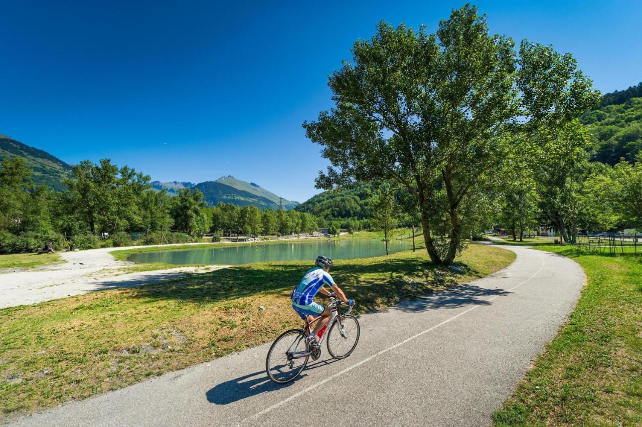 Le Cyprès en centre ville Bourg-Saint-Maurice Extérieur photo